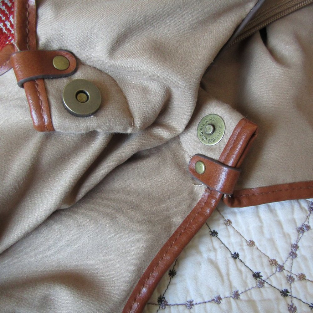 EUC Lucky Brand Large Embroidered Canvas Tote - Picture 14 of 14